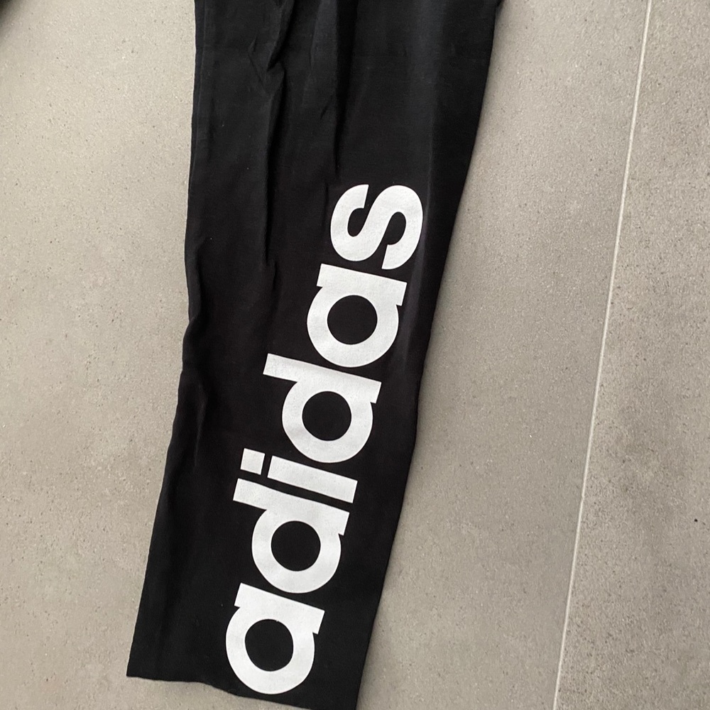 Adidas leggings